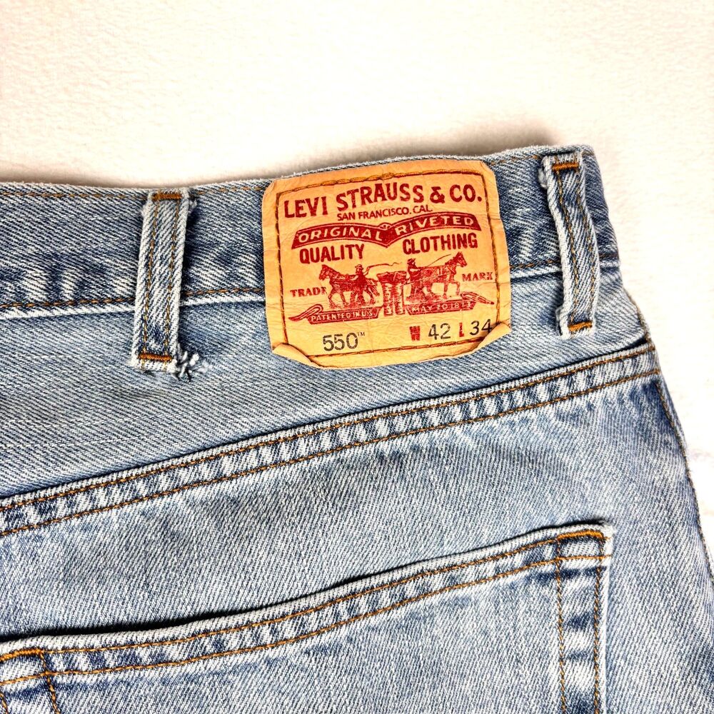 Levi's 550 Relaxed Fit Jeans Mens 42x34 Medium Stonewash Circa Early 2000s Y2K - Picture 8 of 8